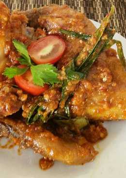 Ayam masak Rica-rica khas Manado