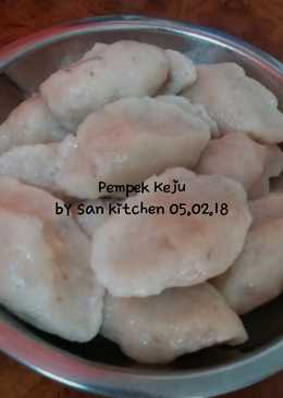 Pempek Keju