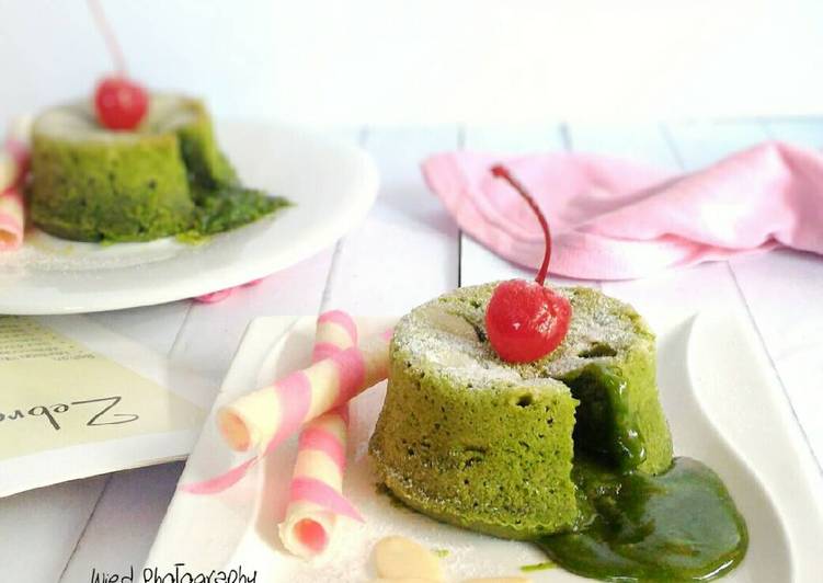 gambar untuk resep makanan Green Tea Lava Cake