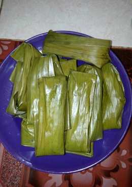 Lepat/lemper/pais pisang