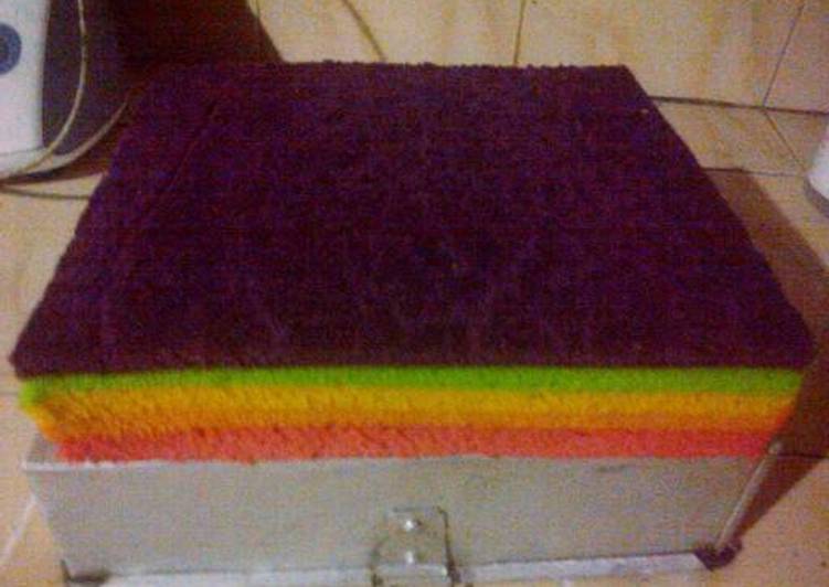 Resep Rainbow cake kukus Oleh adyla syaifi