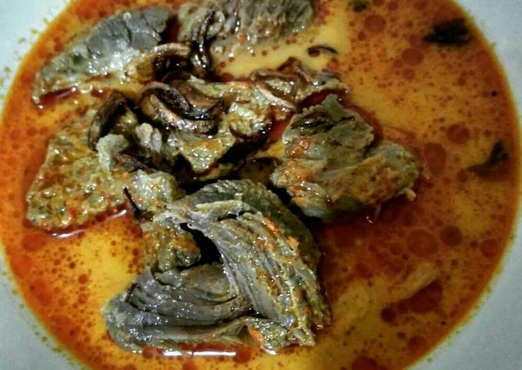 bahan dan cara membuat Gulai sapi pedas kental