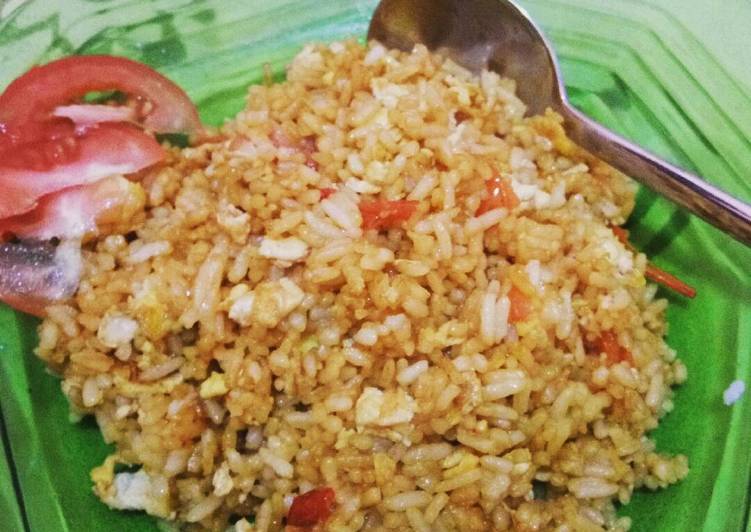 Resep Nasi Goreng Telur oleh ika_kyn - Cookpad