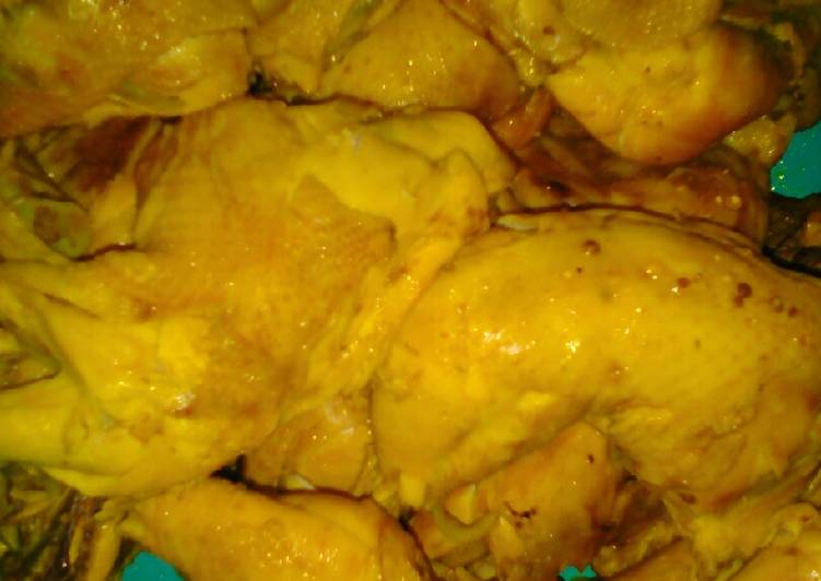 Ayam ungkep bumbu kuning