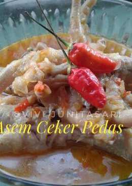 Asem-Asem Ceker Pedas