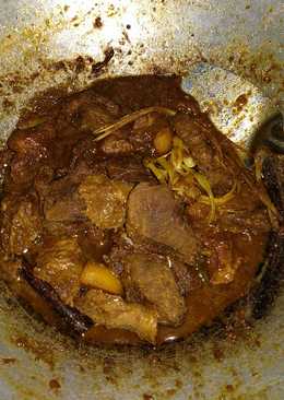 Semur Daging Sapi & Kentang