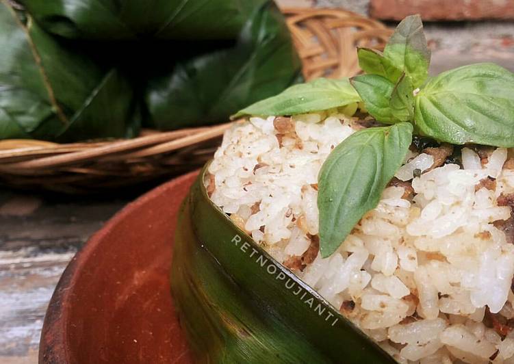 10. Nasi Tutug Oncom