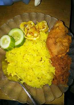 Nasi kuning magicom