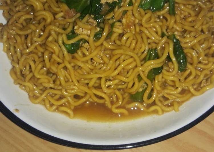 Mie kluntung nyemek versi Al'