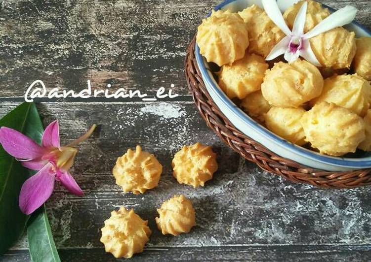 gambar untuk cara membuat Soes Kering Keju (Cheese Chrispy Choux)