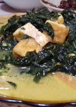 Gulai daun singkong plus tahu ð