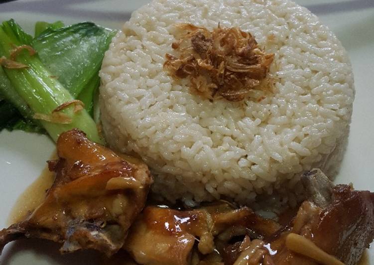 resep lengkap untuk Nasi Ayam Hainan