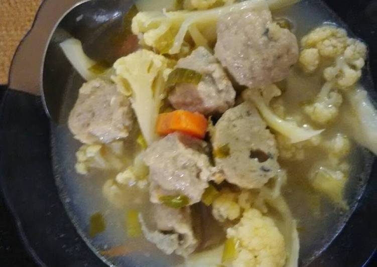 gambar untuk resep makanan Sop bakso ikan