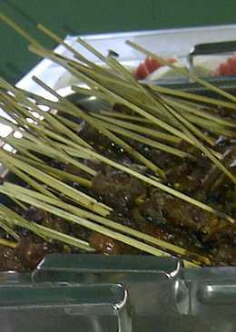 Sate daging sapi yang empuk &lezat