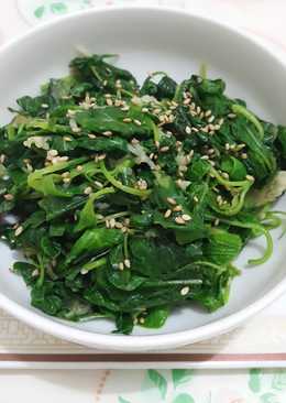 Tumis bayam ala Korea (Bayam namul)