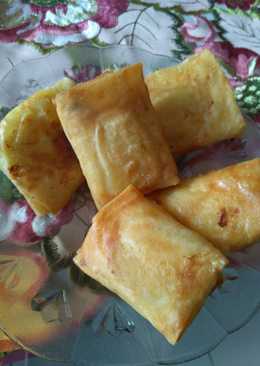 Martabak telor mini