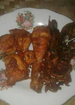 Ayam goreng laos daun salam