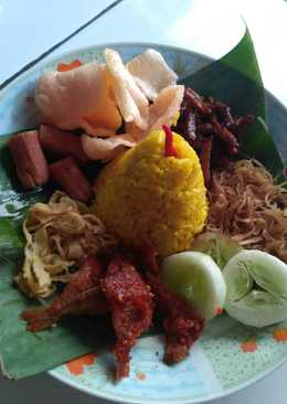 Nasi kuning magic com