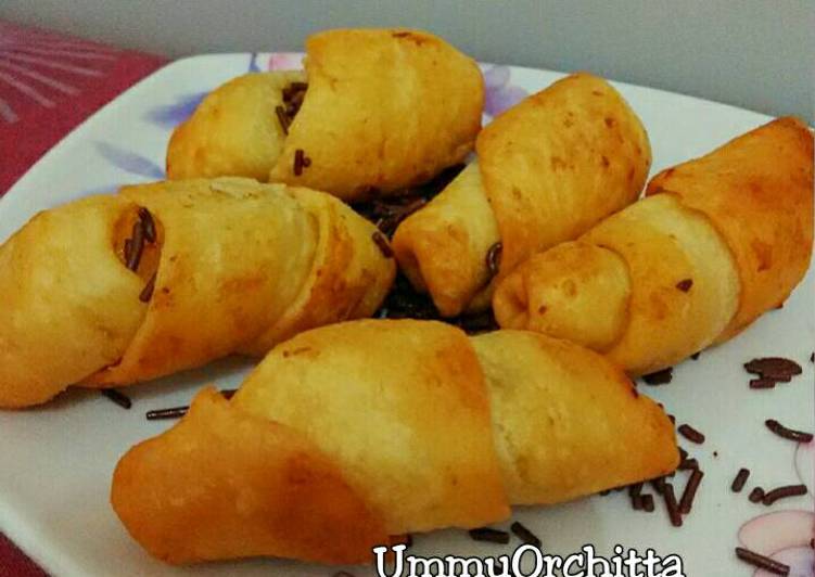 resep lengkap untuk Pisang Molen Mini, Simpel & Yummy