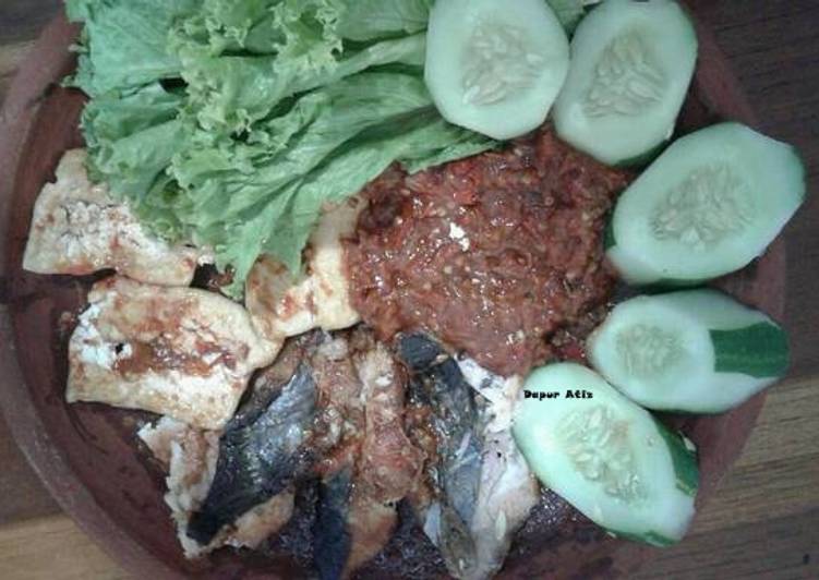 resep masakan Penyetan Panggangan Keting Sambel Terasi