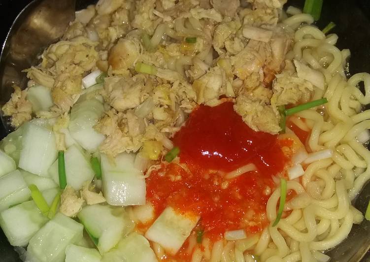 Resep Mie ayam simpel - Maristia Widya