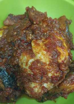 Balado Tongkol dan Telor Ceplok