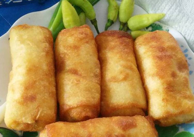 resep makanan Lumpia telyam(wortel ayam)