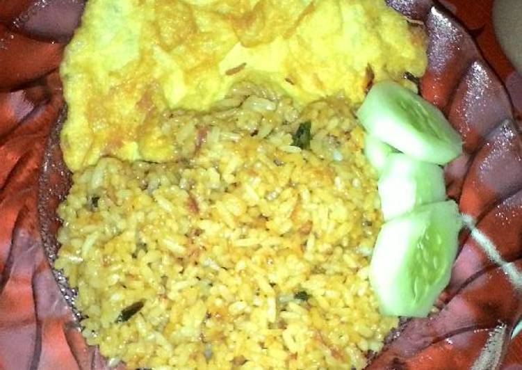 gambar untuk resep makanan Nasi Goreng Anak