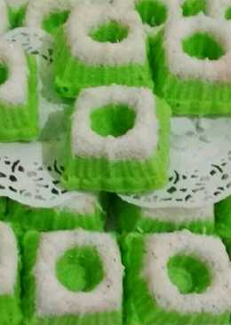 Kue putu ayu pandan wangi