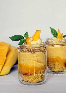 Mango Cake in Jar