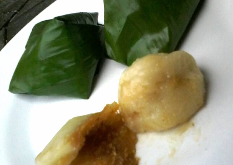 cara membuat :: Mendut Ketan Putih/Kue Bugis ::