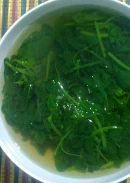 Sayur bayam bening segar