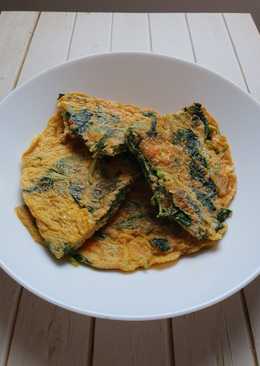 Telur dadar bayam