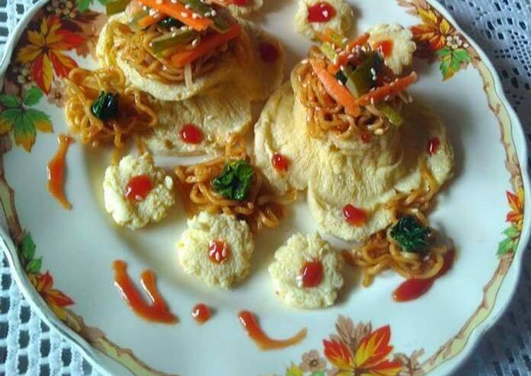 Resep BibimMyun Canape(Mie sayur Telur Korea) alla Vey Kiriman dari
Vera (Iboe's Kitchen)