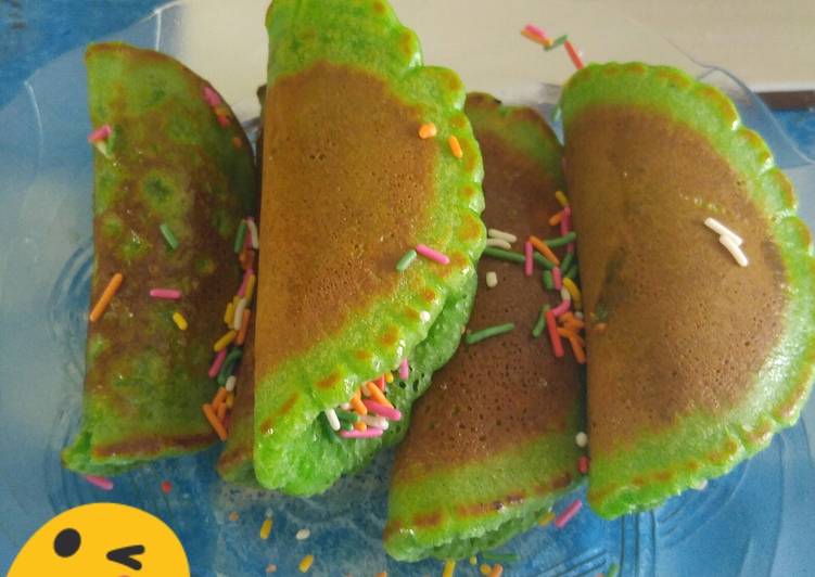 resep lengkap untuk Martabak serabi