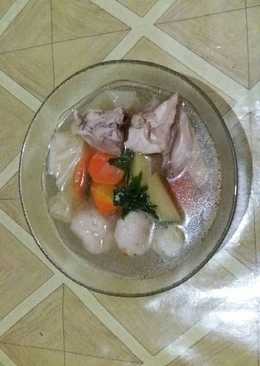 Sayur sop ayam bakso