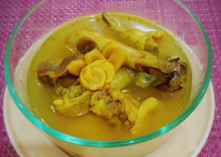  Resep  Ayam  Kuah  Kunyit Sehat oleh Kristina Heryawati Cookpad