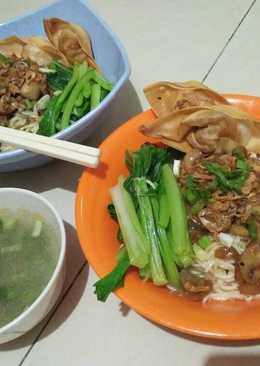 Mie Pangsit Jamur