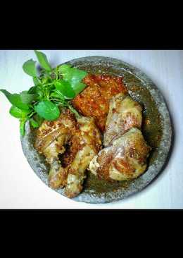 Ayam Penyet Sambal Tomat