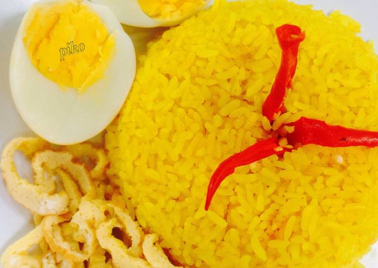 resep Nasi Kuning Magicom Praktis untuk Pemula