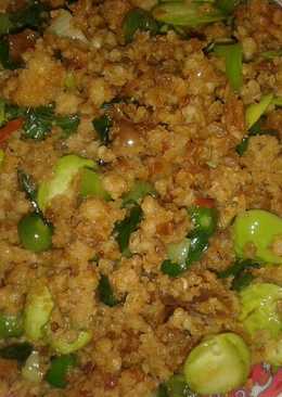 Tumis oncom leunca pete