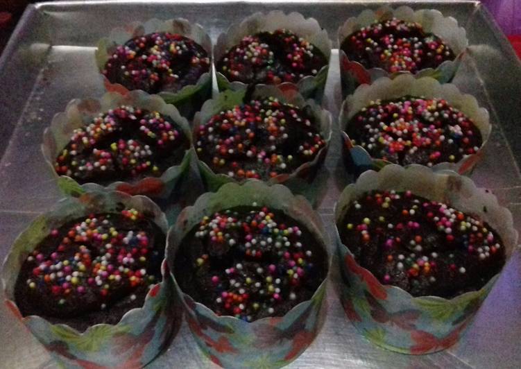 gambar untuk resep makanan Chocolate custard muffin