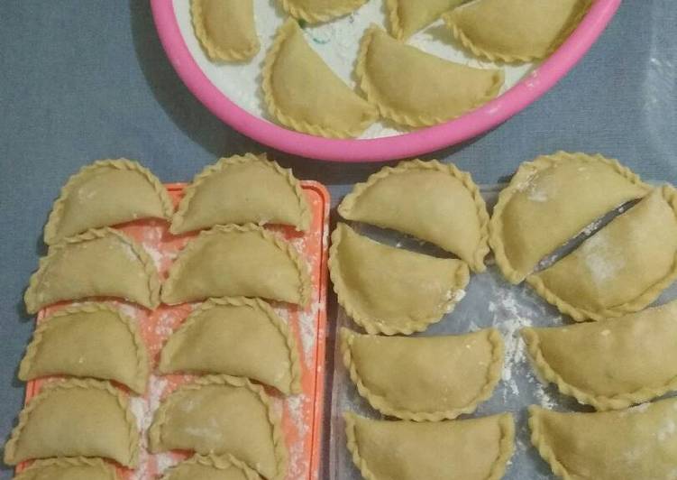 cara membuat Pastel renyah tanpa telur