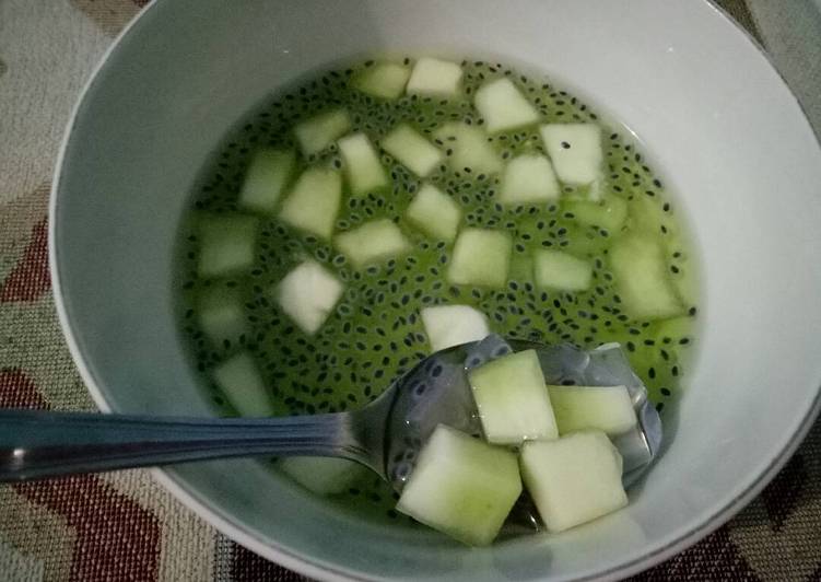 resep lengkap untuk Es buah melon