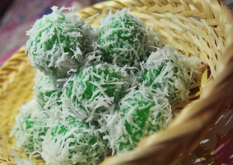 Klepon hijau #BikinRamadanBerkesan