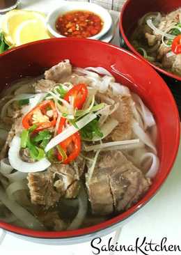 Pho Bo Vietnam (Vietnam Beef Noodle Soup)