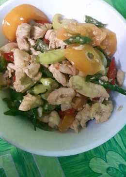 Ayam Suwir Kecap Pedas