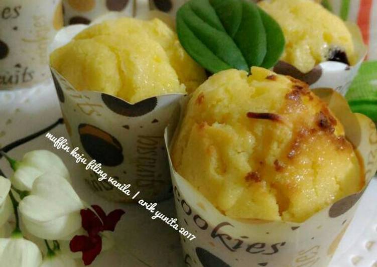 bahan dan cara membuat Muffin keju filling vanila