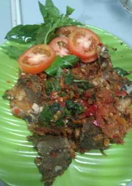 Lele penyet sambel terasi