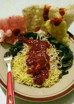 Mie kangkung sambal terasi